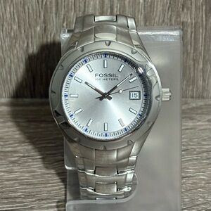 Silver Fossil 100 Meters Stainless Steel Men’s Watch With New Battery